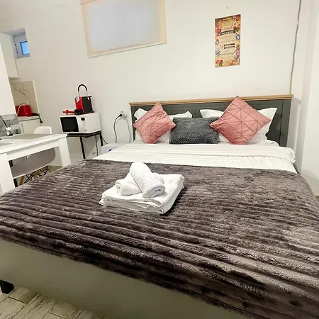 Appartement Prime 2 - Half Ground Level With Windows - Demisol